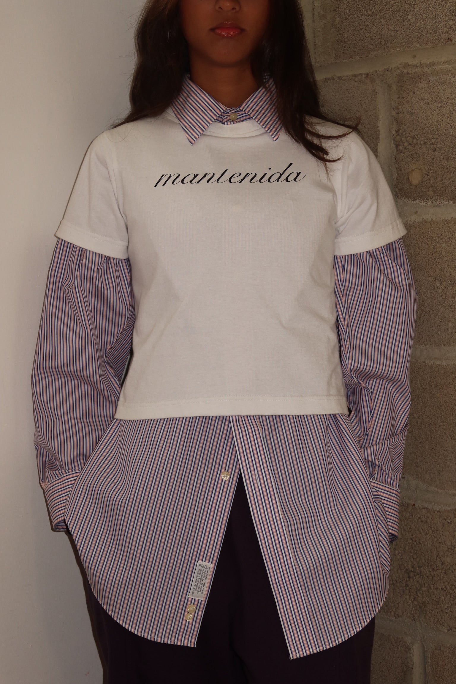 White baby tee MANTENIDA - Black